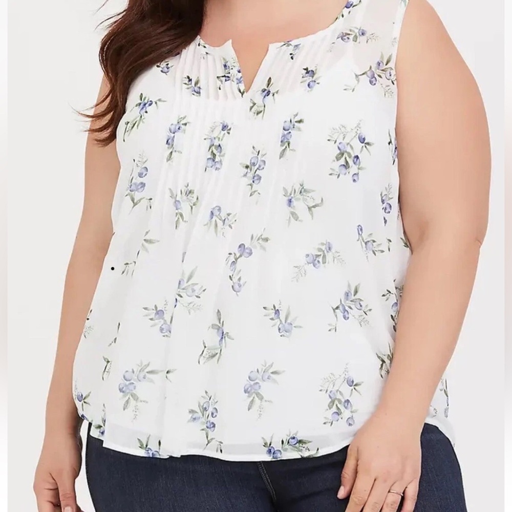 Torrid Top Sz 2 2X Blueberry Print Pintuck Chiffon Tank Sleeveless Cottagecore - Picture 2 of 9